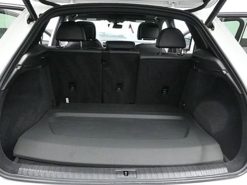 Used 2020 Audi Q3 2.0T Premium AWD/4WD image 13
