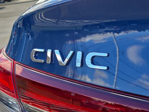 Certified 2025 Honda Civic Sport image 30