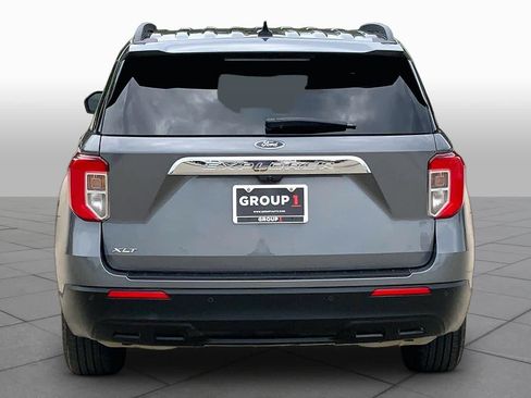 Used 2023 Ford Explorer XLT RWD image 5