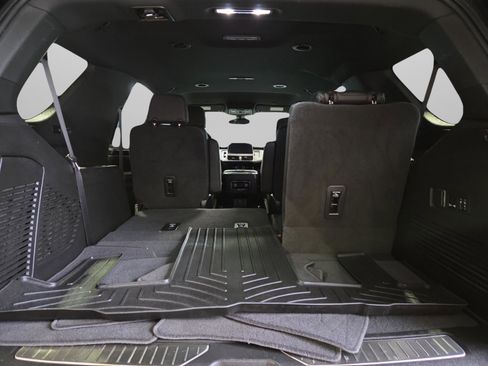 Used 2022 Chevrolet Tahoe RST w/ Luxury Package RWD image 27