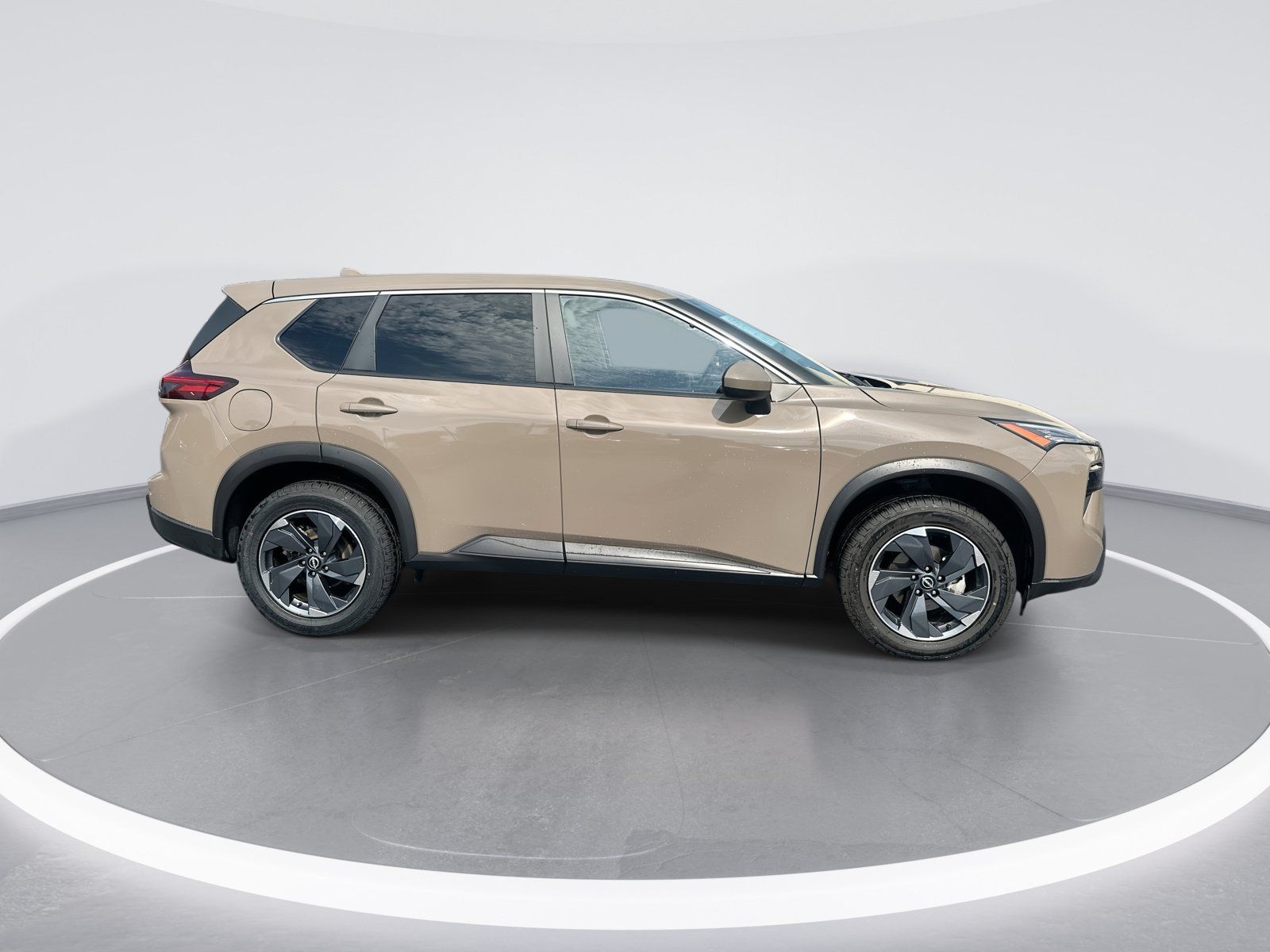 Used 2025 Nissan Rogue SV AWD/4WD image 10