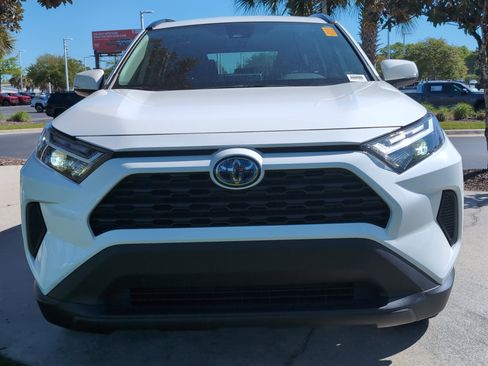 Certified 2024 Toyota RAV4 XLE image 3