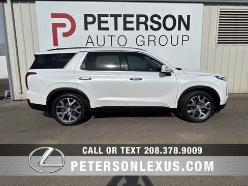 Used 2022 Hyundai Palisade SEL w/ Premium Package image 2