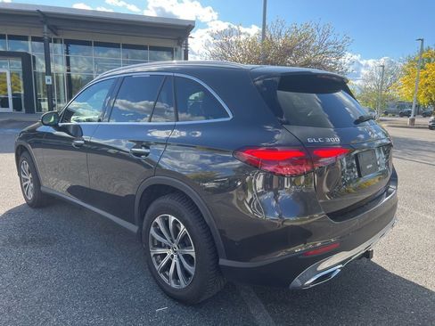 Used 2024 Mercedes-Benz GLC 300 4MATIC image 6