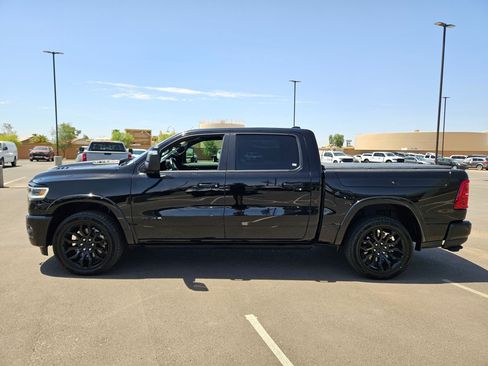 Used 2025 RAM 1500 Limited AWD/4WD image 3