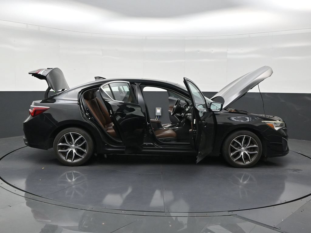 Used 2019 Acura ILX w/ Premium Package FWD image 28