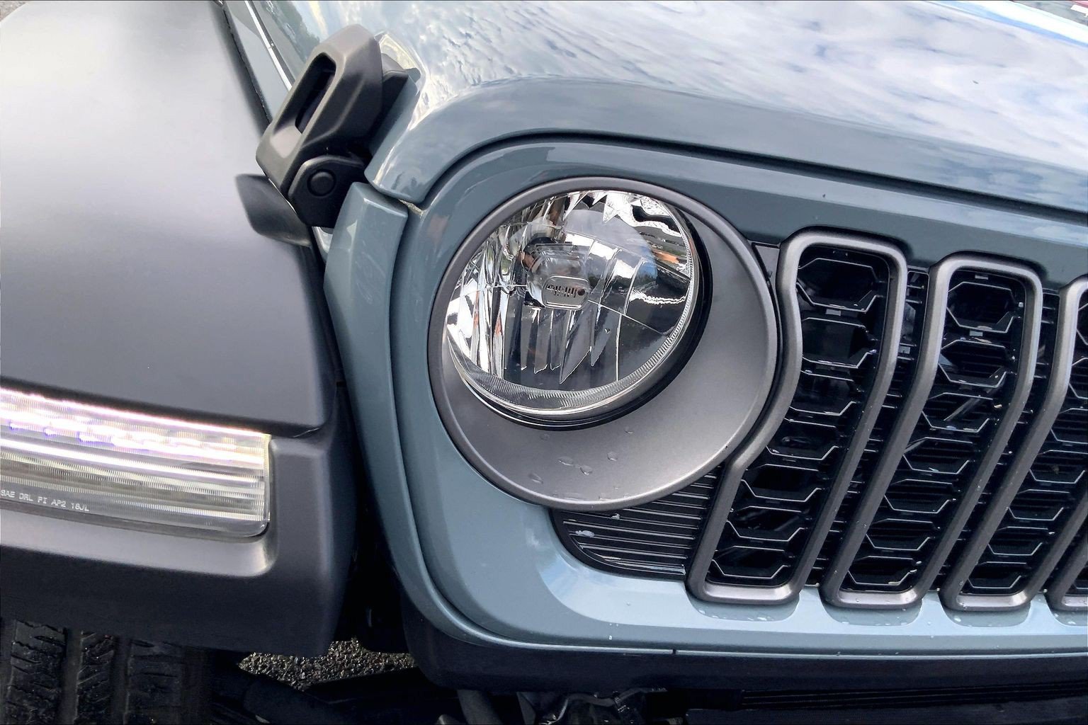 Certified 2025 Jeep Wrangler Unlimited Sport S 4xe w/ Convenience Group AWD/4WD image 25