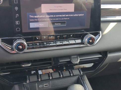 Used 2024 GMC Canyon Elevation w/ Elevation Premium Package image 18