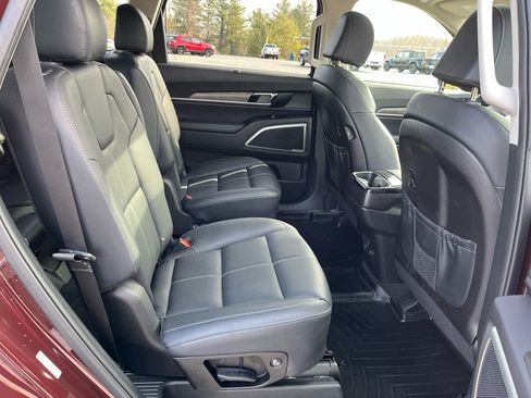 Used 2022 Kia Telluride EX w/ EX Premium Package image 31
