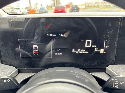 Used 2025 Nissan Kicks SV image 19