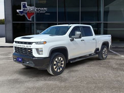 Used 2022 Chevrolet Silverado 2500 Custom w/ Custom Value Package image 7