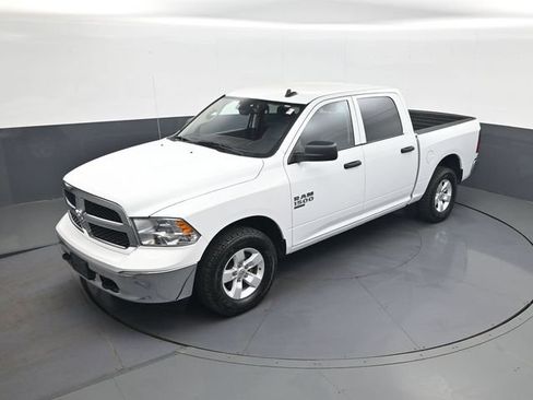 Used 2022 RAM 1500 Classic SLT w/ Electronics Group AWD/4WD image 13