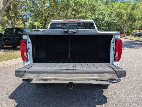 Used 2020 GMC Sierra 1500 SLT w/ SLT Premium Plus Package AWD/4WD image 14