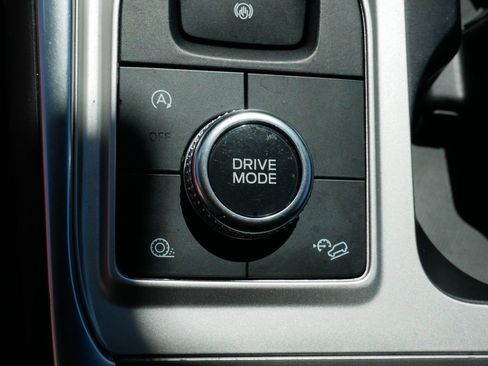 Used 2023 Ford Explorer XLT w/ Equipment Group 202A AWD/4WD image 23
