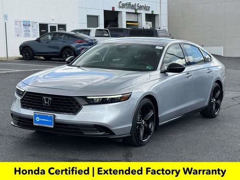 Used 2025 Honda Accord Sport image 4