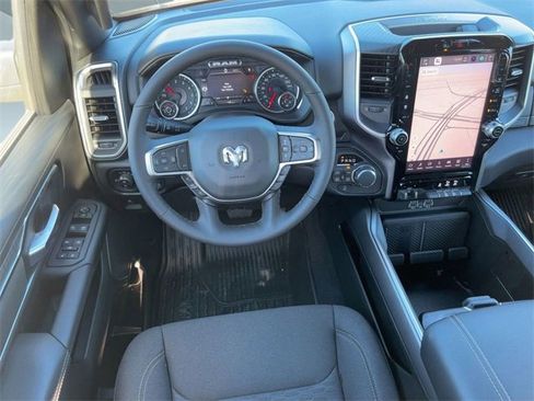 New 2026 RAM 1500 4x4 Crew Cab image 4