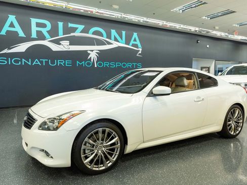 Used 2011 INFINITI G37 Journey w/ Premium Pkg image 1