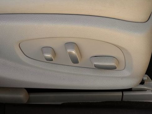 Used 2019 Cadillac XTS Luxury w/ Driver Awareness Package image 27