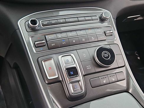 Certified 2023 Hyundai Santa Fe SEL image 33