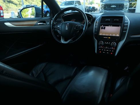 Used 2018 Lincoln MKC Select w/ Select Plus Package image 26