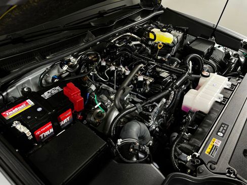 Certified 2025 Toyota 4Runner TRD Off-Road Premium w/ Tow Technology Package image 10