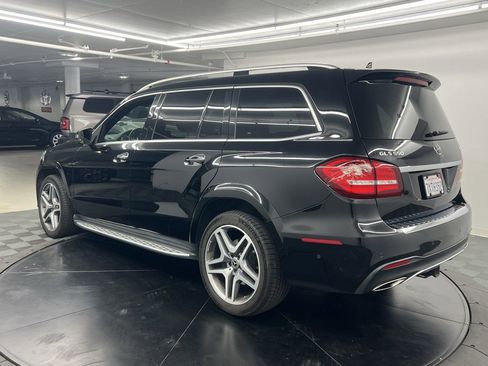 Used 2017 Mercedes-Benz GLS 550 4MATIC image 4