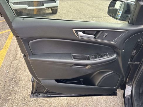 Used 2023 Ford Edge SEL image 20