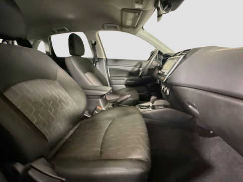 Used 2024 Mitsubishi Outlander Sport LE AWD/4WD image 28