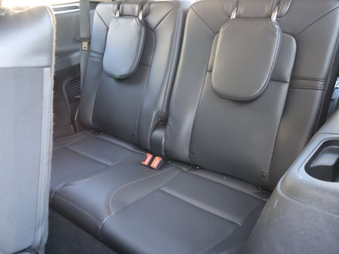 Used 2021 Lincoln Aviator 2WD w/ Elements Package image 16