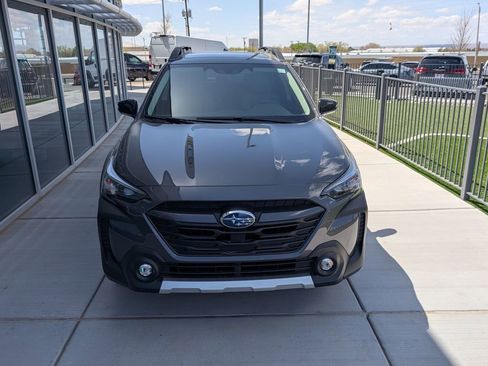 New 2025 Subaru Outback Limited image 3