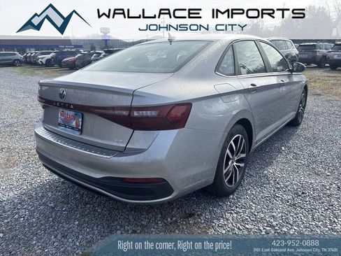 New 2026 Volkswagen Jetta SE image 4