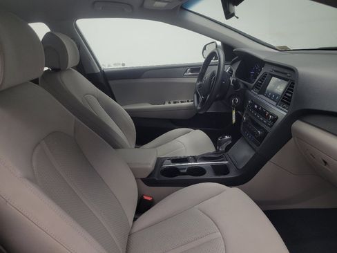 Used 2017 Hyundai Sonata SE FWD image 21