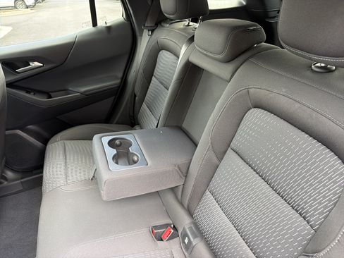 Used 2025 Chevrolet Equinox LT w/ Safety and Technology Package FWD image 33