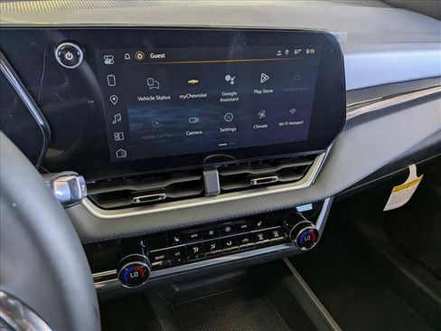 New 2026 Chevrolet Equinox LT w/ Convenience Package II FWD image 12