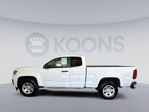 Used 2022 Chevrolet Colorado W/T w/ WT Convenience Package RWD image 2