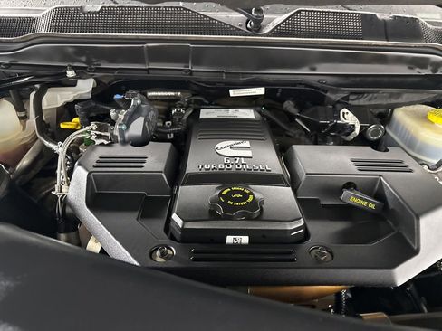 Used 2020 RAM 2500 Limited image 36