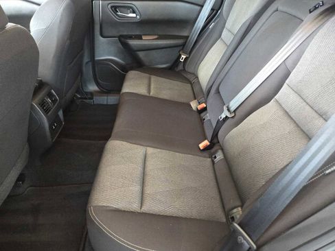 Used 2024 Nissan Rogue SV image 27