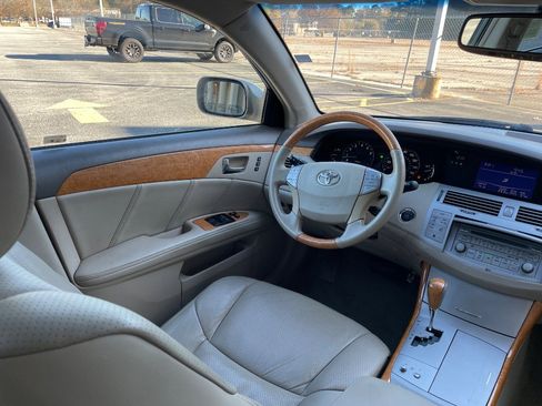 Used 2007 Toyota Avalon Limited image 15