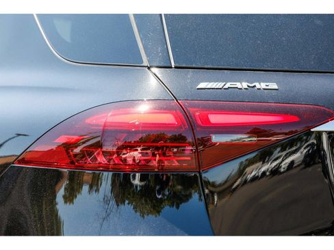 New 2025 Mercedes-Benz GLE 53 AMG 4MATIC image 8