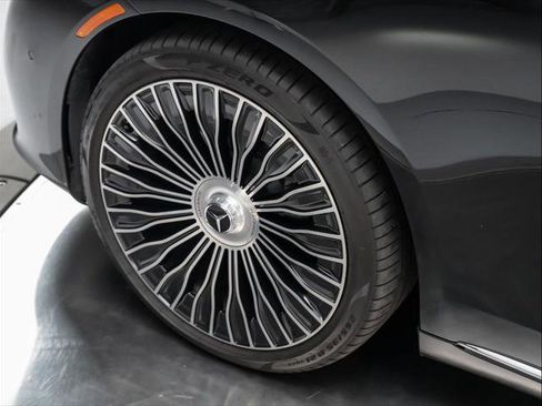 Used 2023 Mercedes-Benz Maybach S 680 4MATIC image 17