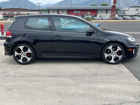 Used 2012 Volkswagen GTI 2-Door FWD image 4