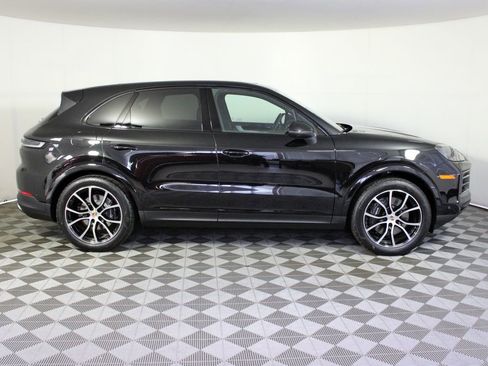 Certified 2026 Porsche Cayenne image 8