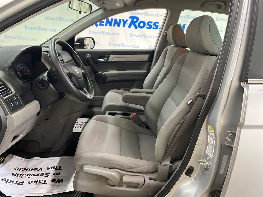 Used 2011 Honda CR-V LX image 7