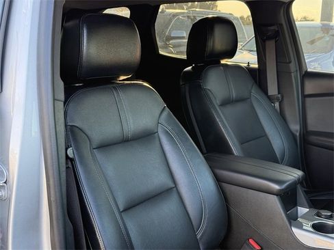 Used 2019 Chevrolet Blazer LT image 18