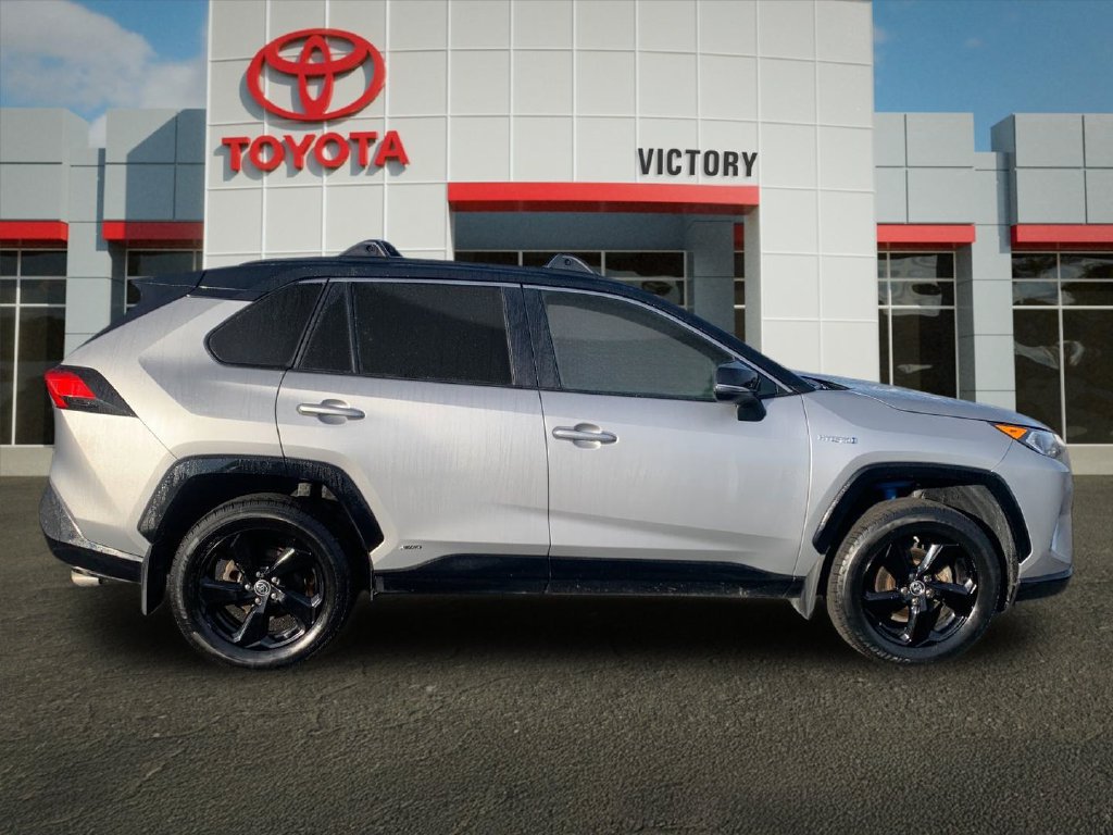 Used 2019 Toyota RAV4 XSE w/ Carpet Mat Package AWD/4WD image 2