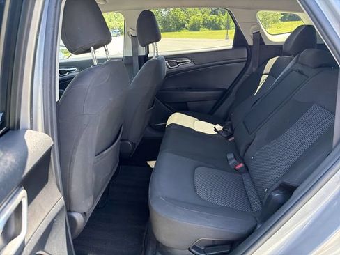 Used 2023 Kia Sportage LX AWD/4WD image 26