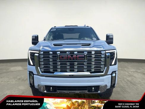 New 2026 GMC Sierra 2500 Denali w/ Denali Reserve Package AWD/4WD image 9