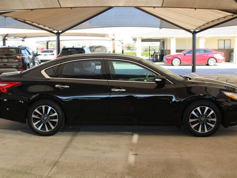 Used 2017 Nissan Altima 2.5 SL image 14