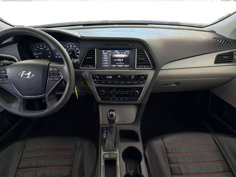 Used 2017 Hyundai Sonata SE image 20