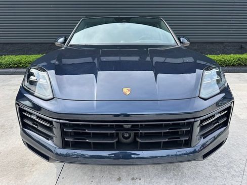 Certified 2026 Porsche Cayenne S AWD/4WD image 8